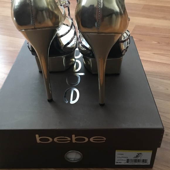 Bebe patterned dancing shoes. - Picture 2 of 9